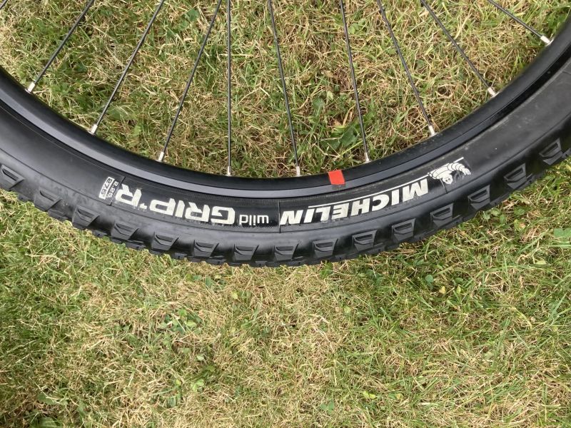 Trailové celoodpružené kolo Ghost Kato FS 5 – Fox, XT 2x11