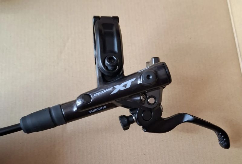 Přední 4-píst Shimano XT8120 + zadní páka XT8100