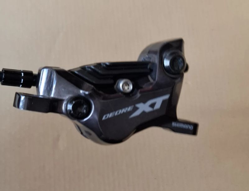 Přední 4-píst Shimano XT8120 + zadní páka XT8100