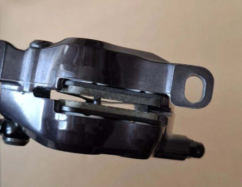Přední 4-píst Shimano XT8120 + zadní páka XT8100