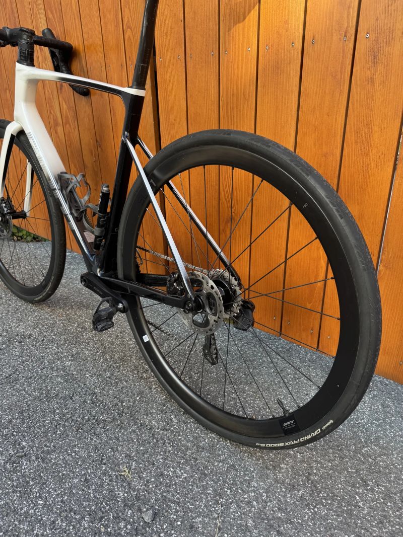 Giant Defy Advanced Pro 1 M/L (175-184cm)