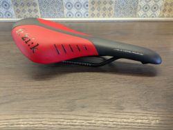 Sedlo Fizik Antares R5 (142mm)