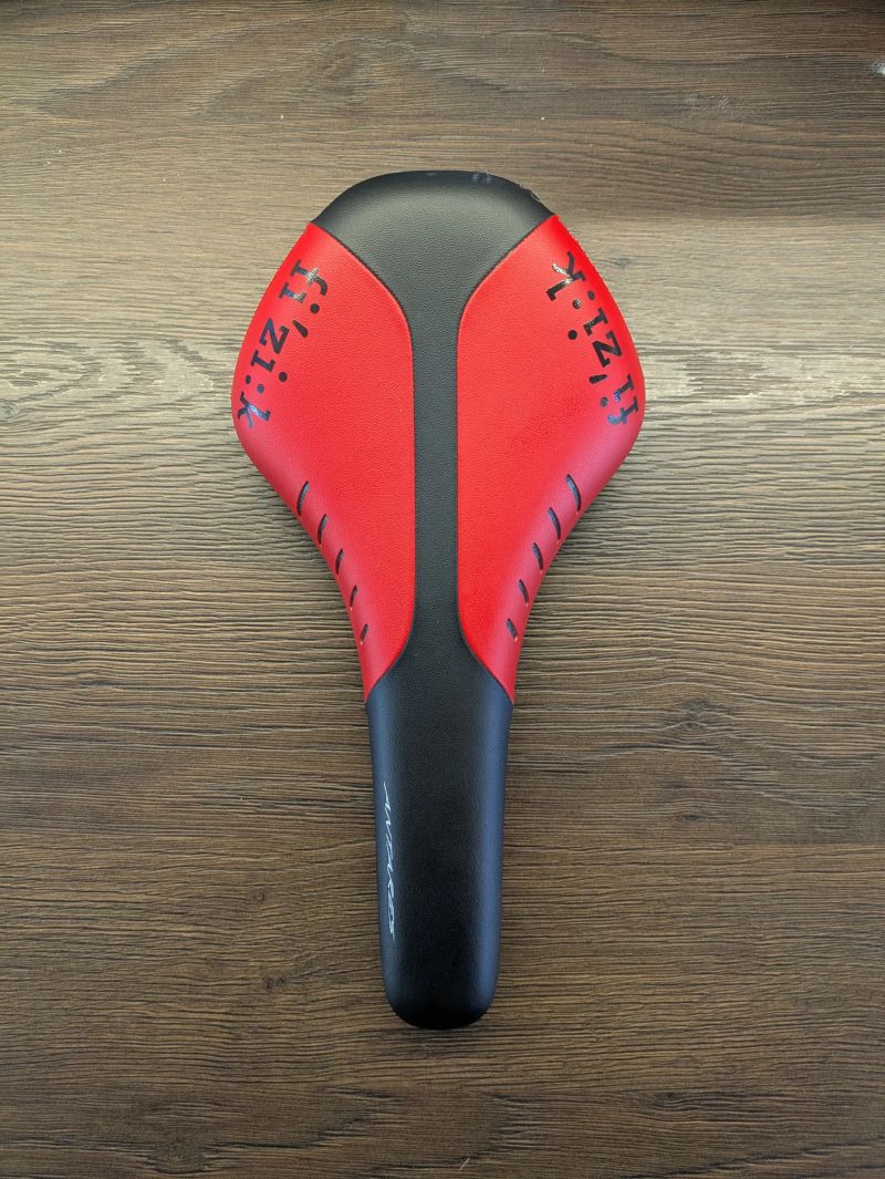 Sedlo Fizik Antares R5 (142mm)