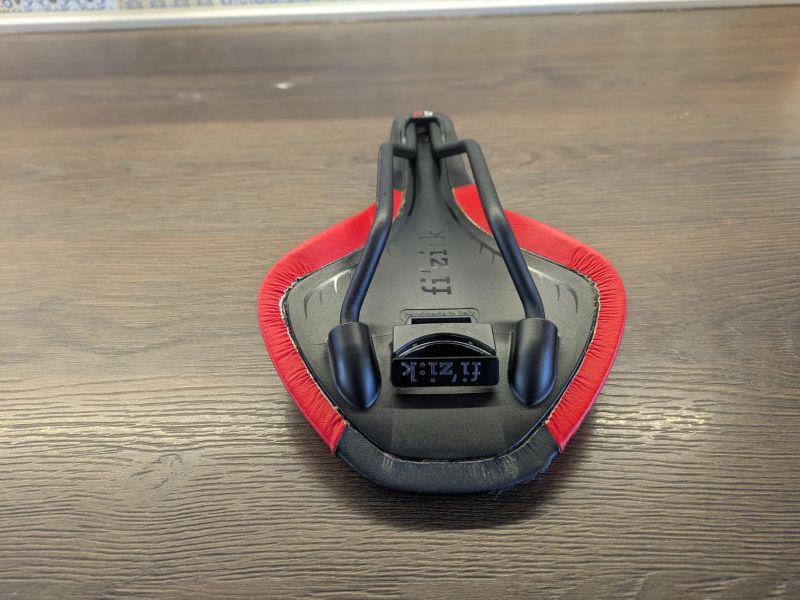 Sedlo Fizik Antares R5 (142mm)