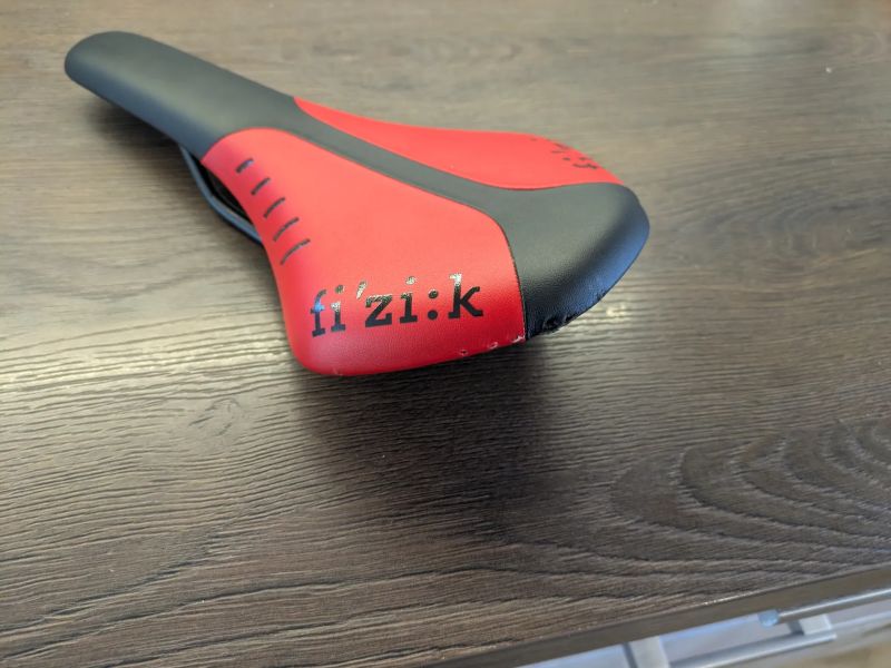 Sedlo Fizik Antares R5 (142mm)
