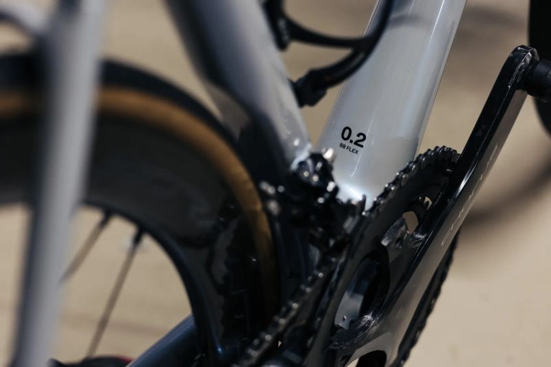 BASSO DIAMANTE DISC / Campagnolo Chorus / Bora WTO