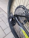 Predám juniorský závodný celokarbónový bicykel Scott Scale 700 Pro.