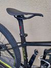 Predám juniorský závodný celokarbónový bicykel Scott Scale 700 Pro.