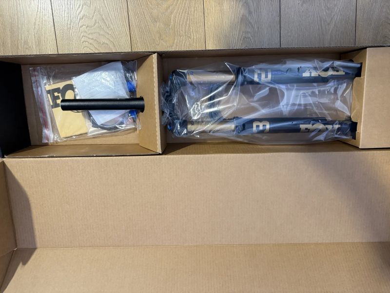 FOX 32 SC Factory 2025 29" Remote, 100 mm