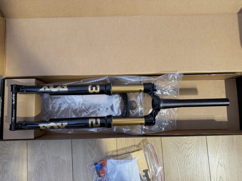 FOX 32 SC Factory 2025 29" Remote, 100 mm