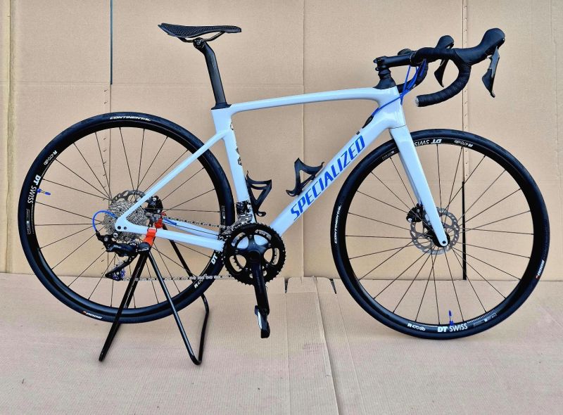 Silniční kolo Specialized Roubaix Sport - TOP stav! (Shimano 105, DT Swiss R470db)