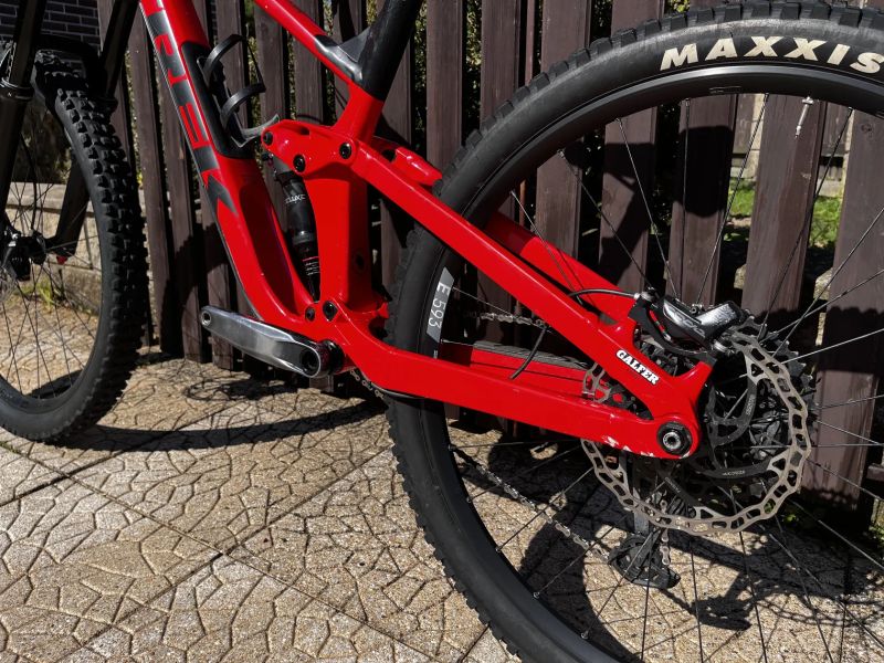 Trek Slash 7