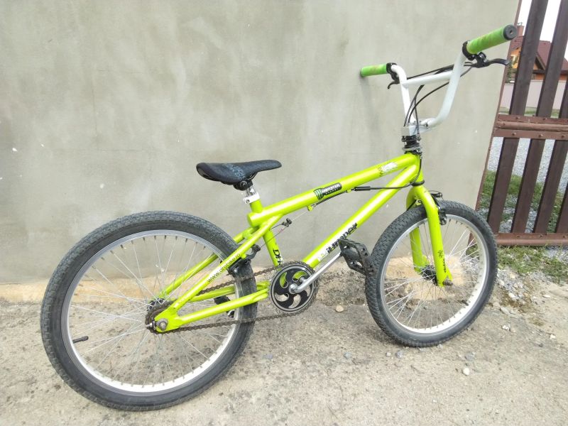 BMX kolo DHS