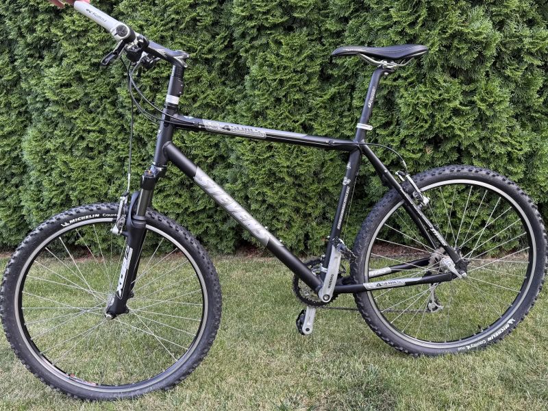 Horské kolo Stevens S4
