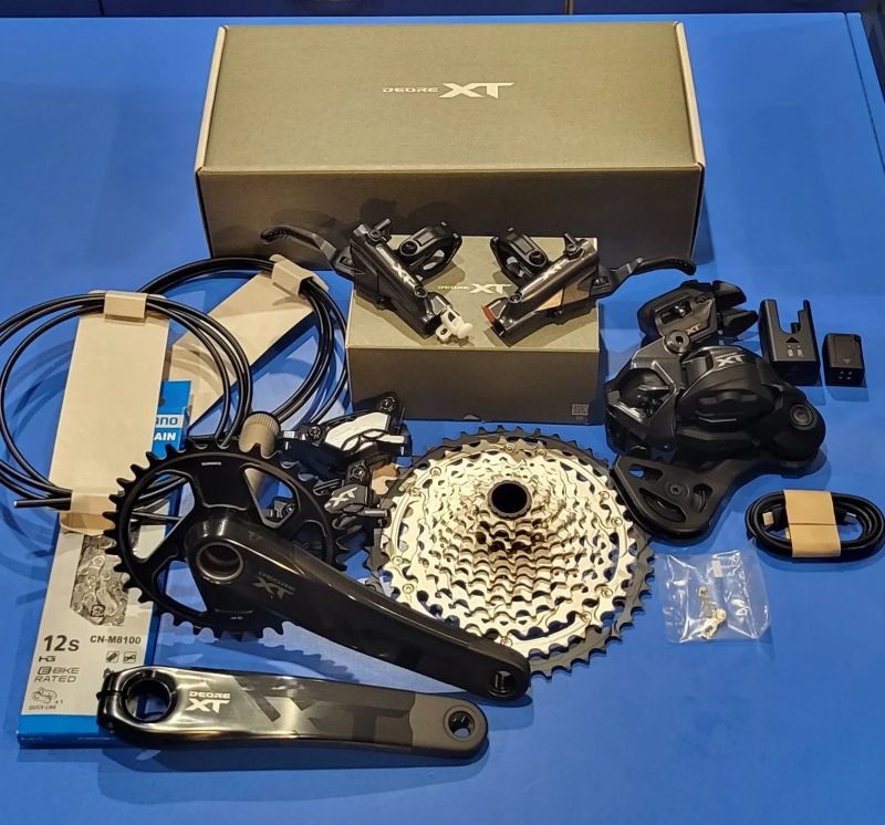NOVÁ BEZDRÁTOVÁ SHIMANO SADA XT 8250 +KLIKY XT+BRZDY+KAZETA XT+ŘETEZ