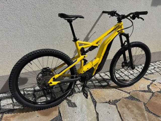 Elektrokolo Cannondale Moterra ve špičkovém stavu, Bosch CX Performance, 27,5+ , All Mountain