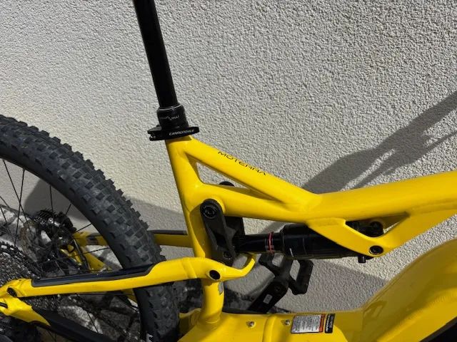 Elektrokolo Cannondale Moterra ve špičkovém stavu, Bosch CX Performance, 27,5+ , All Mountain