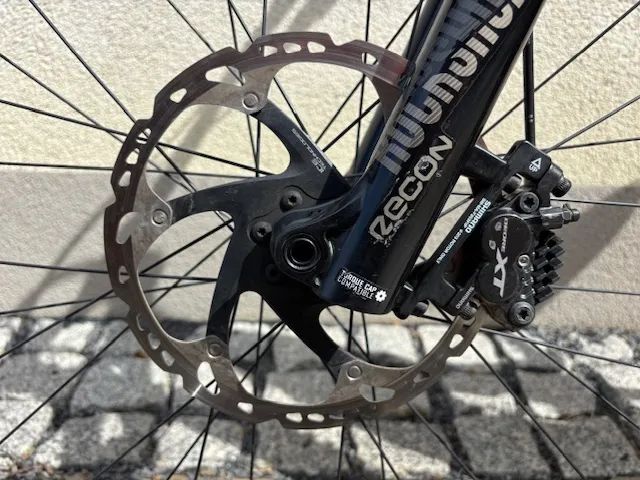 Elektrokolo Cannondale Moterra ve špičkovém stavu, Bosch CX Performance, 27,5+ , All Mountain