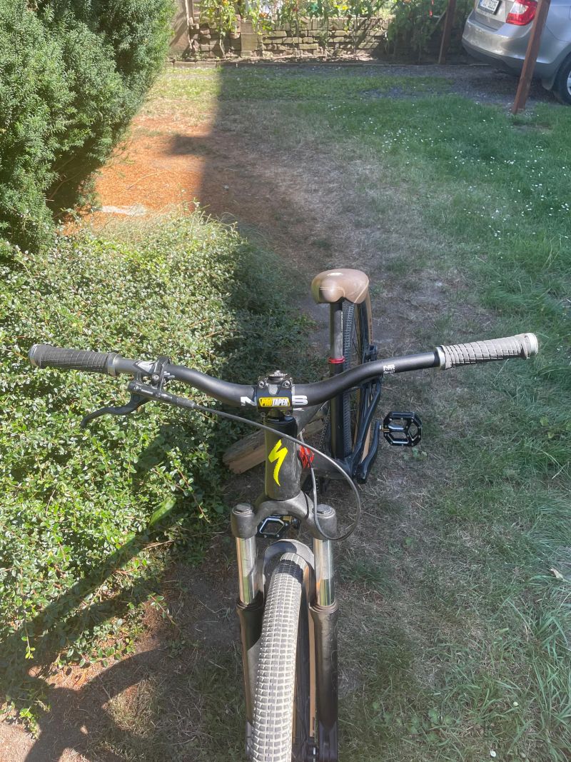  Dirt bike Specialized 26 kola