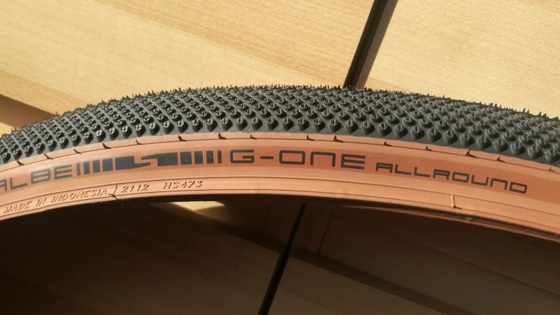2xPlášť Schwalbe G-One Allround 35-622, 28x1,35 kevlar