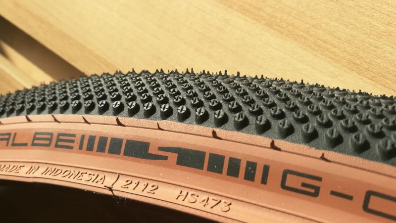 2xPlášť Schwalbe G-One Allround 35-622, 28x1,35 kevlar