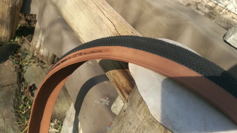 2xPlášť Schwalbe G-One Allround 35-622, 28x1,35 kevlar