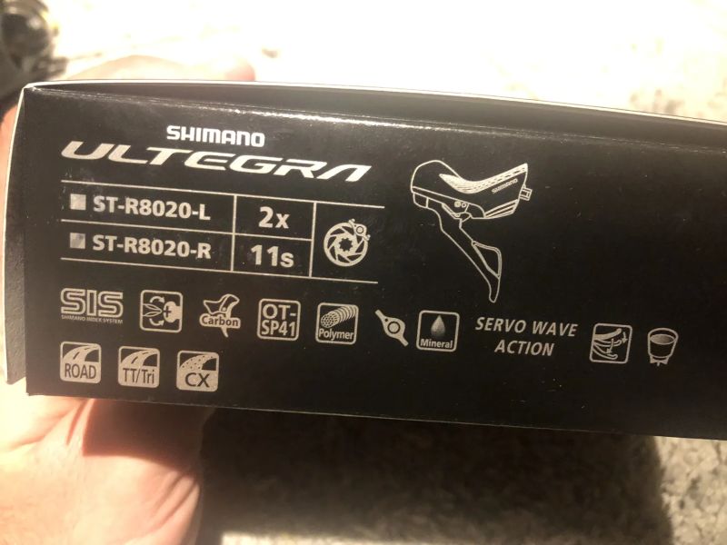 Řadicí a brzdové páky Shimano Ultegra, ST-R8020, 2x11, hydraulické, hadice a třmeny BR-R8070, NOVÉ