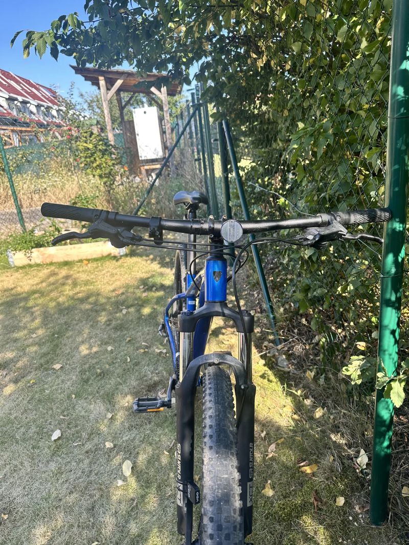 Prodám horské kolo Trek Marlin 6 (2021, 29”) – spolehlivý a pohodlný hardtail pro každého