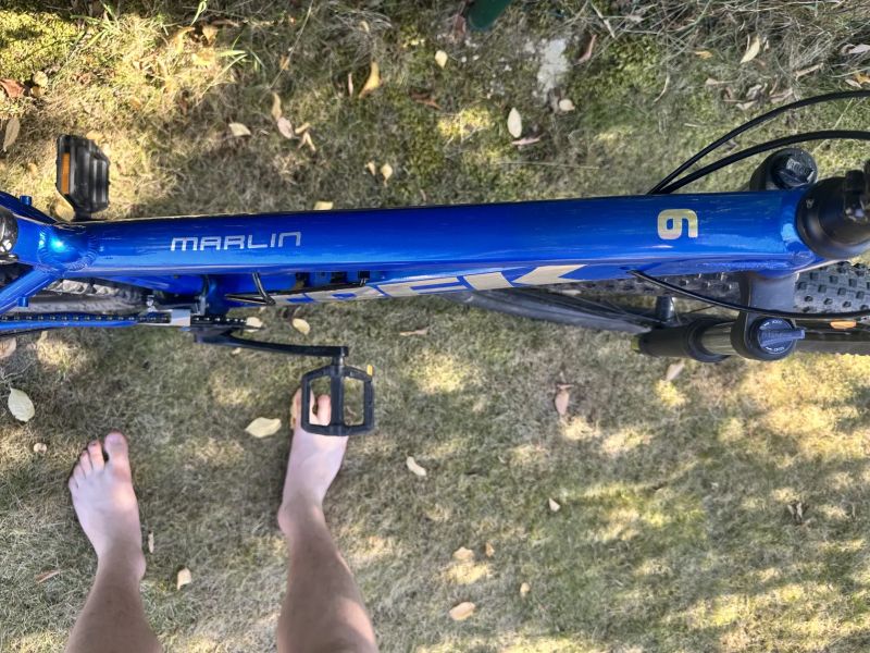 Prodám horské kolo Trek Marlin 6 (2021, 29”) – spolehlivý a pohodlný hardtail pro každého