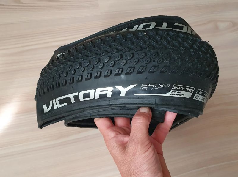 Plášť CHAOYANG Victory 27,5x2,20 60tpi (2C-MTB) Shark Skin