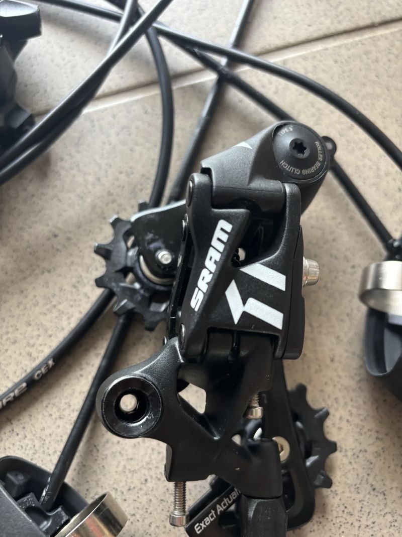 Sram Apex 1, 1x11, včetně brzd, nové