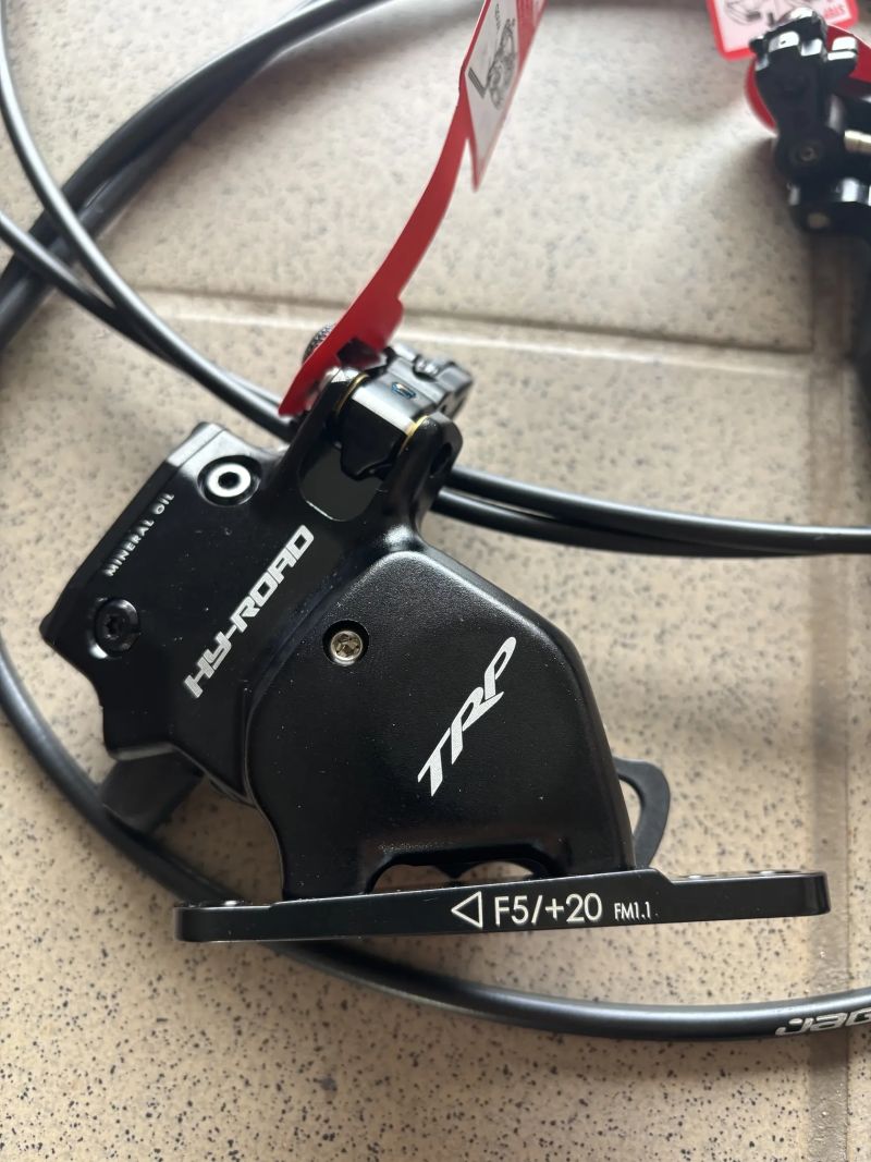 Sram Apex 1, 1x11, včetně brzd, nové