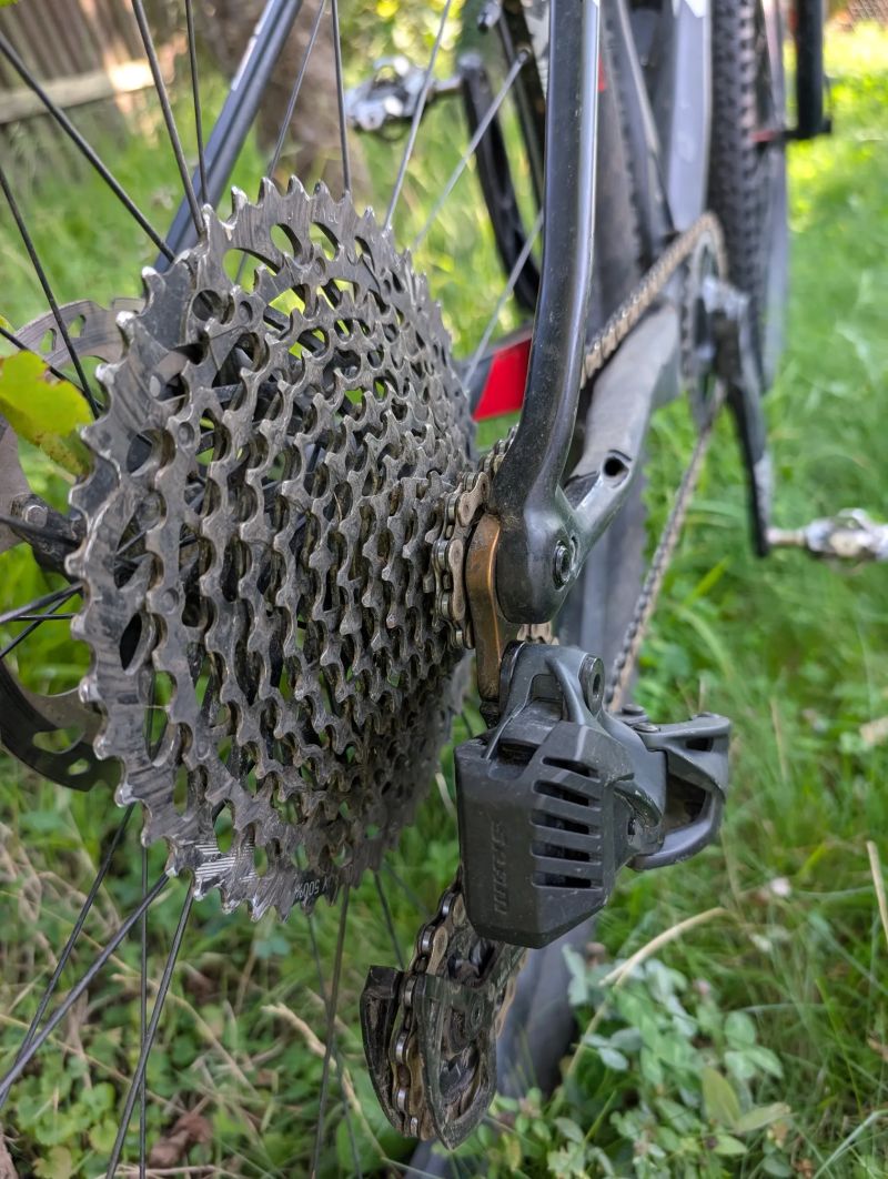 Superior Team Elite karbon vel. M Sram Eagle AXS 12s
