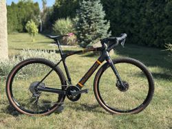 Gravel bike HOLDSWORTH Mystique pro gravel/bikepackingová dobrodružství