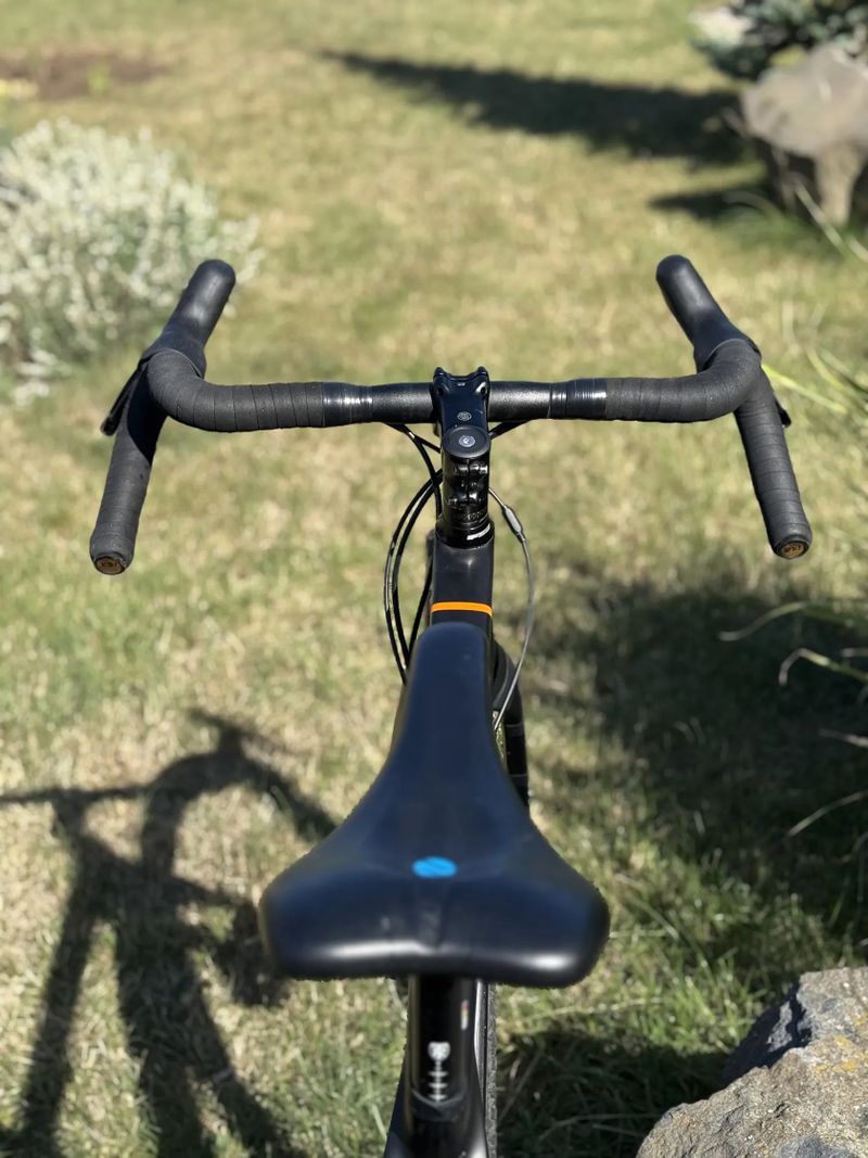 Gravel bike HOLDSWORTH Mystique pro gravel/bikepackingová dobrodružství