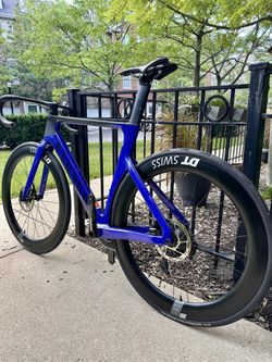 Canyon Aeroad CF SLX 8 ASX super stav