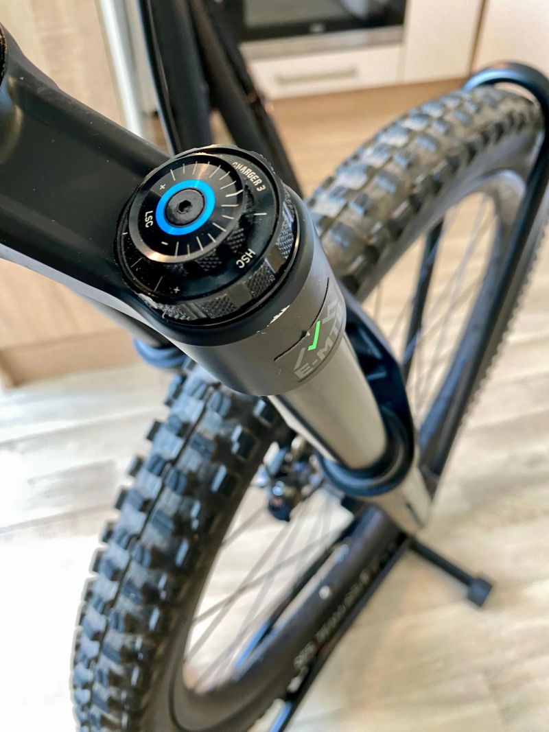 Trek fuel ex-e 9.8 ( carbon Vel L)