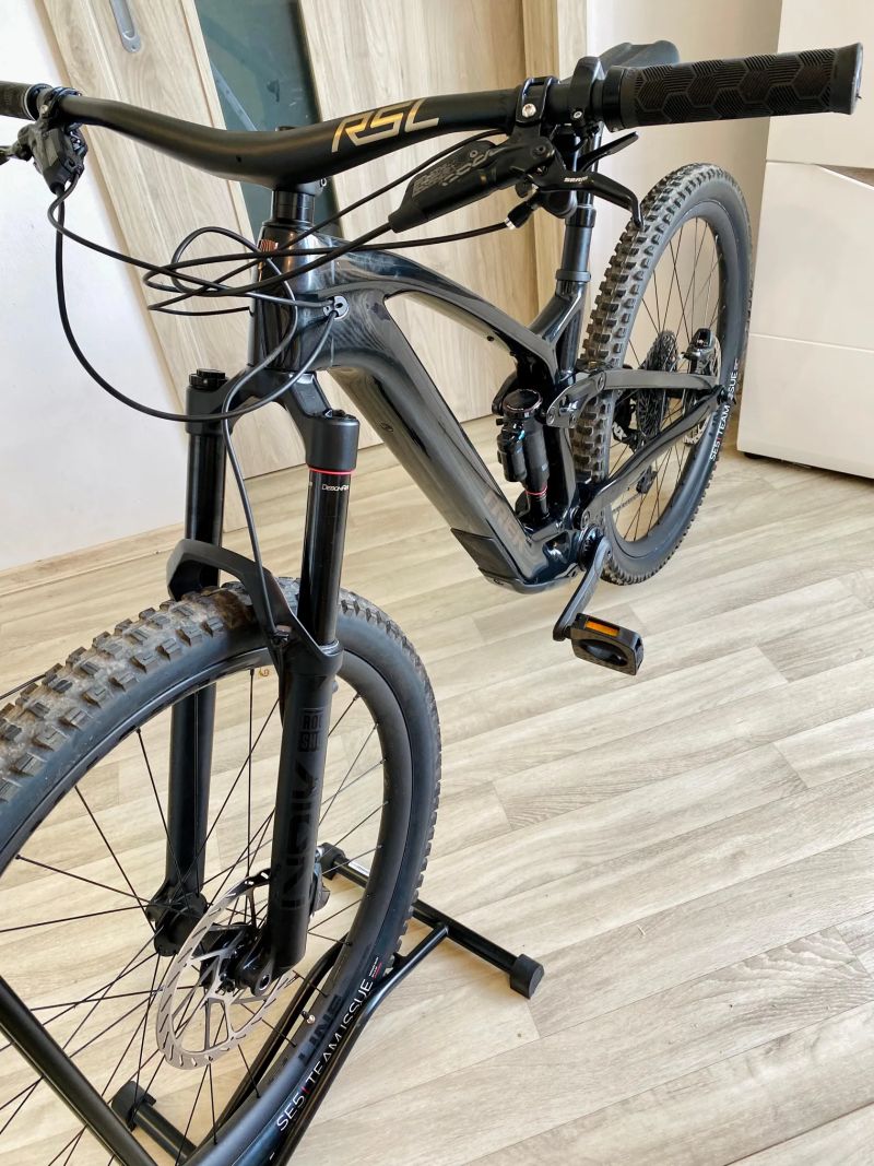 Trek fuel ex-e 9.8 ( carbon Vel L)