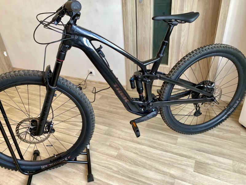 Trek fuel ex-e 9.8 ( carbon Vel L)