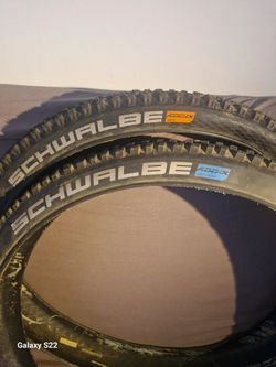 Schwalbe Hans Dampf / Nobby Nic