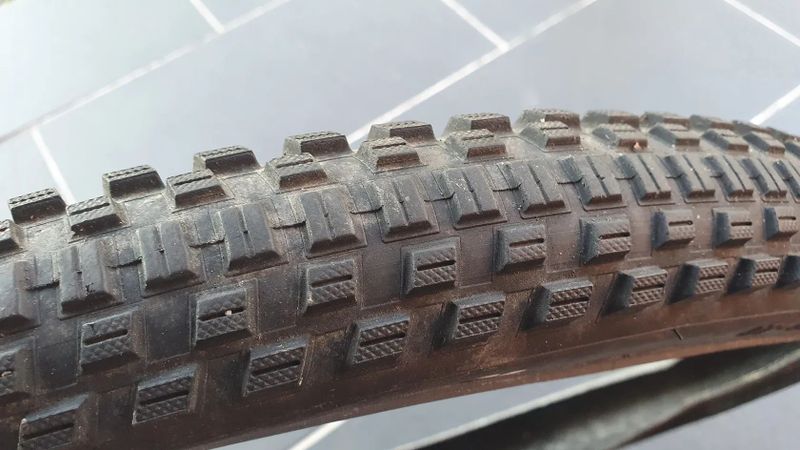 dětský kevlarový plášť Schwalbe Mow Joe 24x1.85