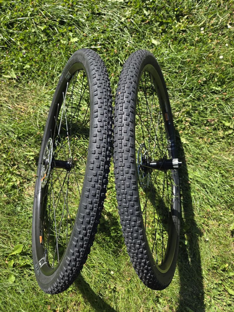 CANNONDALE Topstone Carbon 3 GRX - 2x (CHK), vel. 54 cm