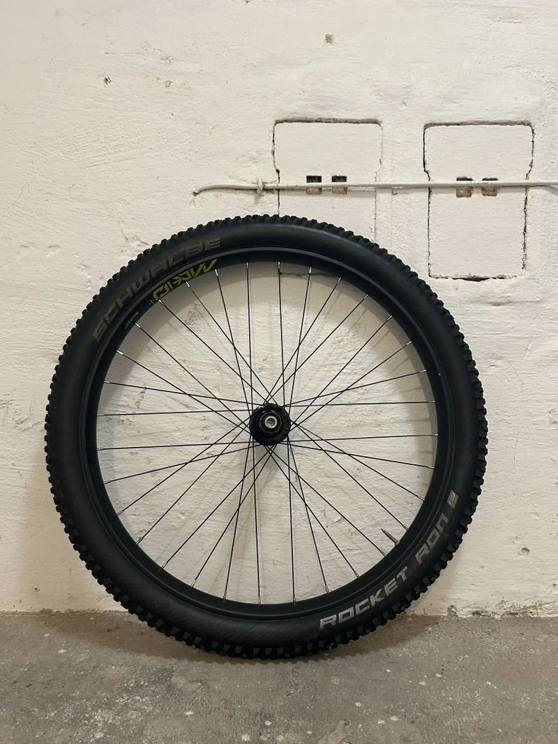 ZÁNOVNÍ ZADNÍ KOLO 27.5 