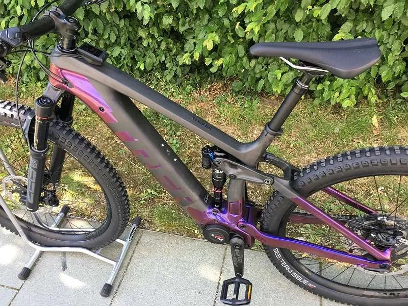 TREK Rail 9.8 XT
