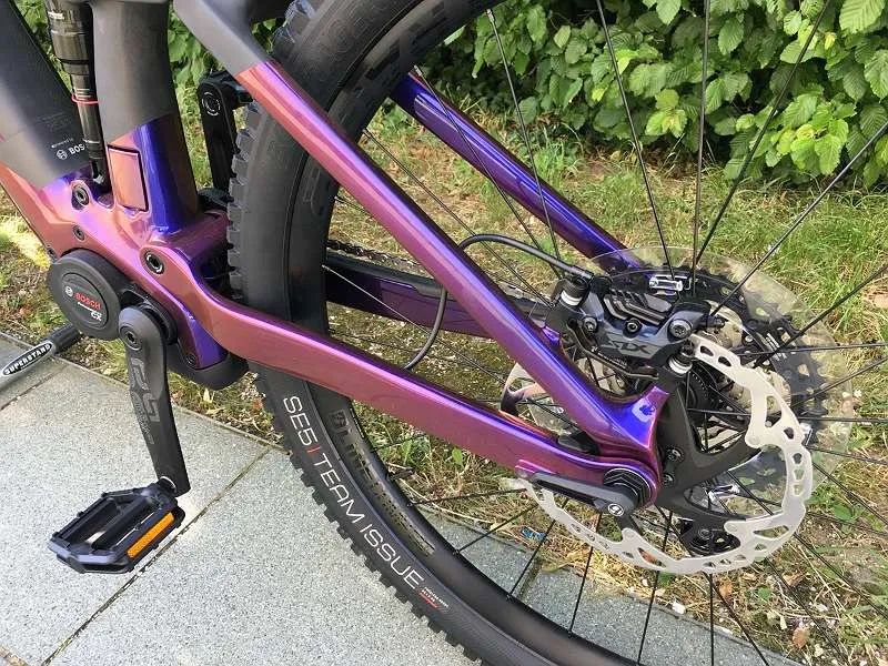 TREK Rail 9.8 XT