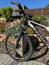 Cannondale -celoodpružené, karbon