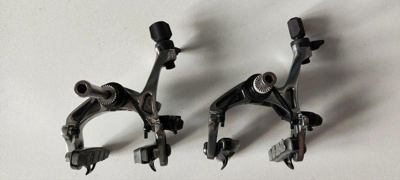 Ráfkové brzdy Sram Red 