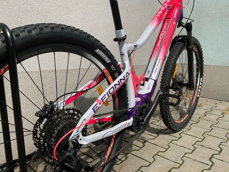 Horské elektrokolo Crussis E-Fionnna 9.6 baterie 630 Wh motor Bafang M500
