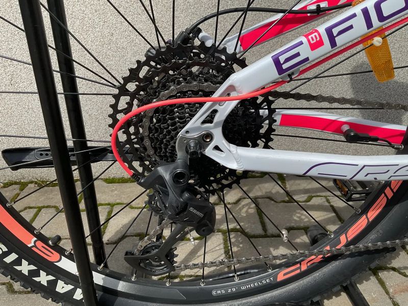 Horské elektrokolo Crussis E-Fionnna 9.6 baterie 630 Wh motor Bafang M500