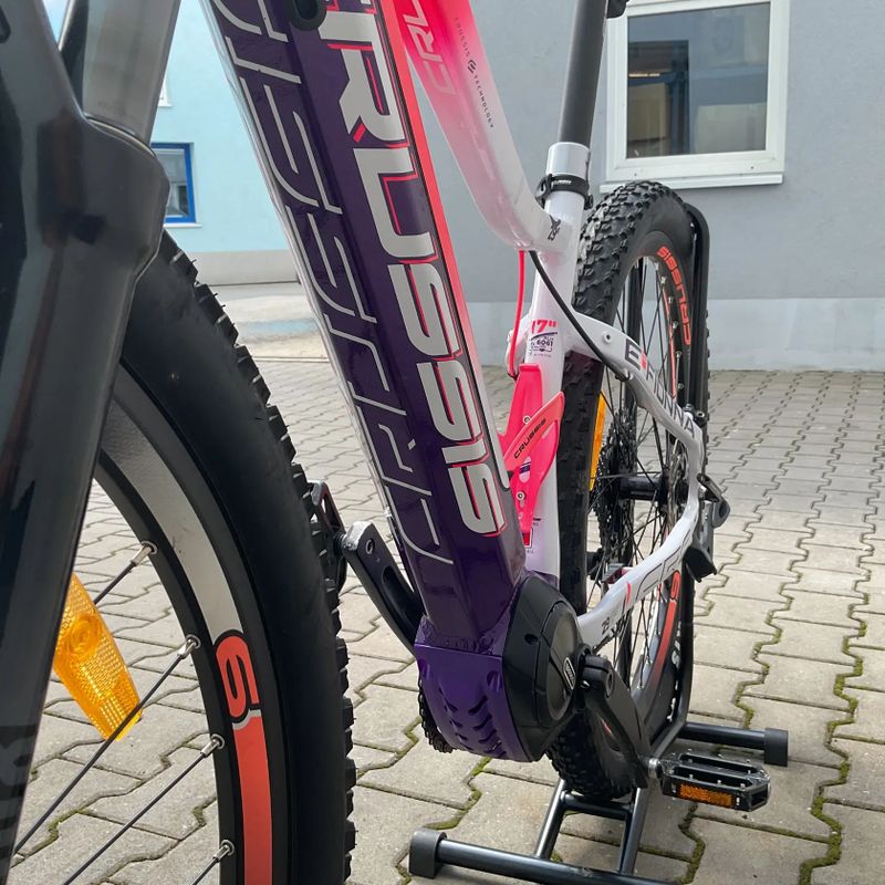Horské elektrokolo Crussis E-Fionnna 9.6 baterie 630 Wh motor Bafang M500